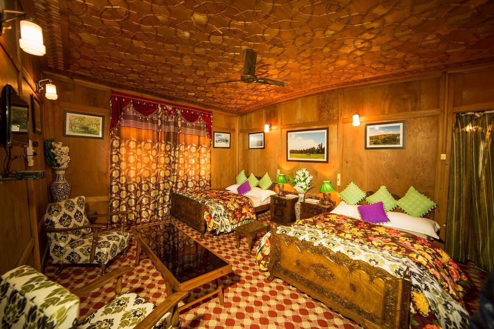 Aziz Palace Group Of Houseboats Srīnagar Exterior foto